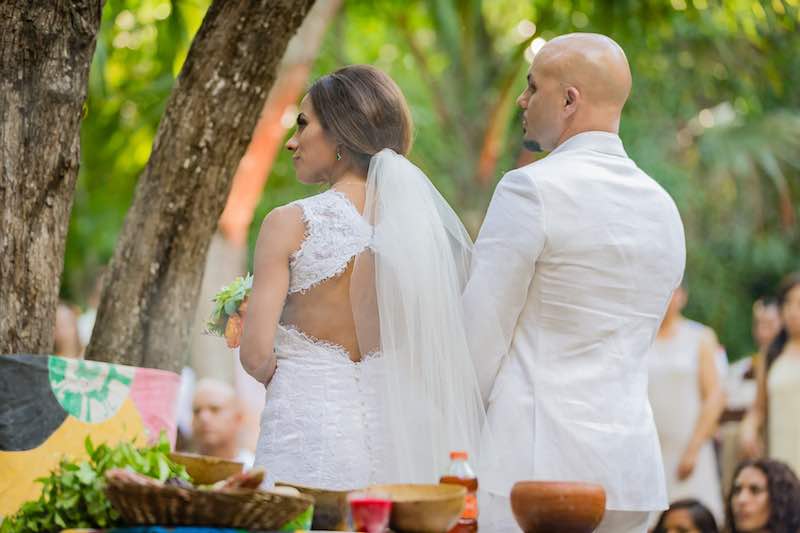 Wedding couple at Mayan Wedding in Yucatan