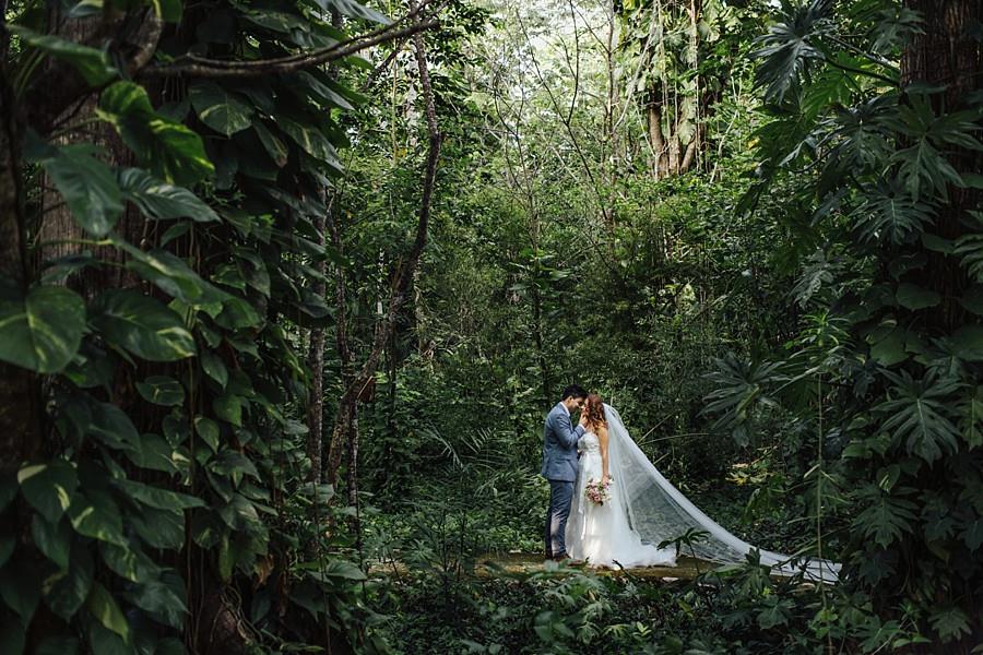 Lovely couple in the middle of the nature at Hacienda Uayamon