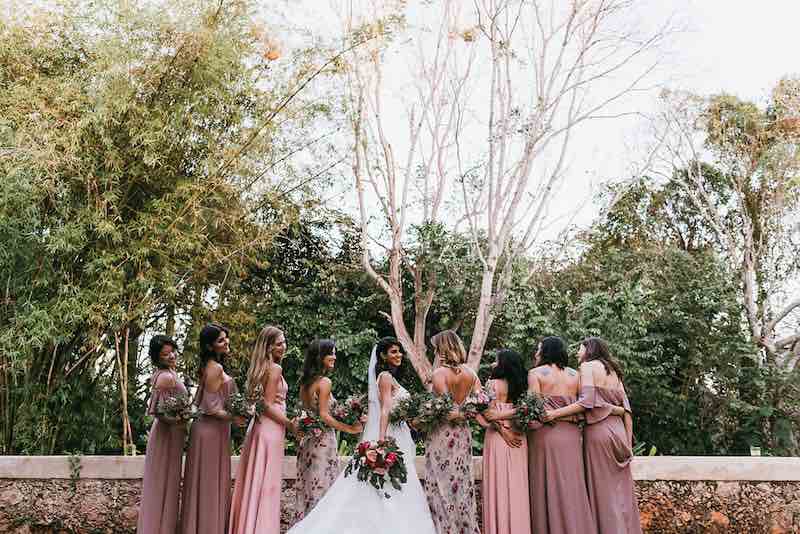 bridemaids and bride at Hacienda Tekik de Regil