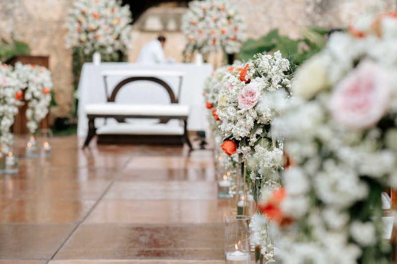 orange wedding flowers