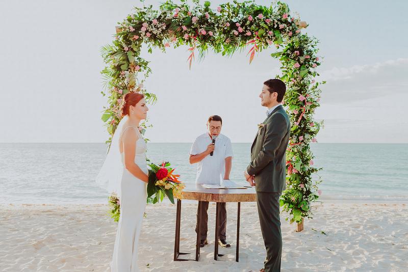 beach wedding