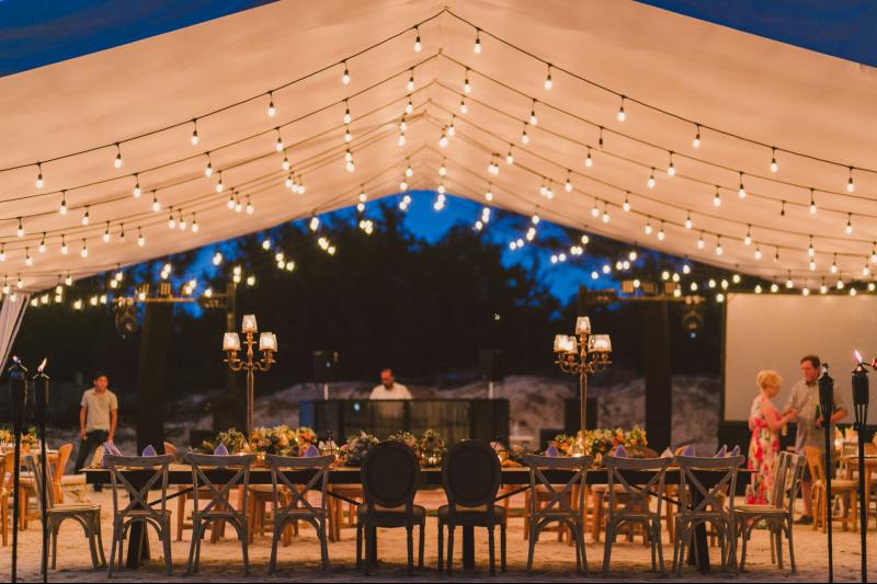 Beach wedding decoration