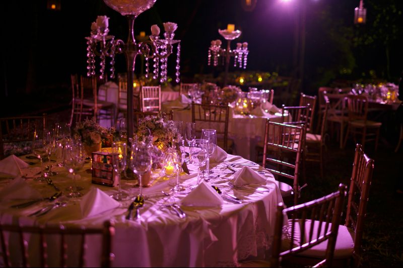 Vintage candle holders for weddings in Cancun