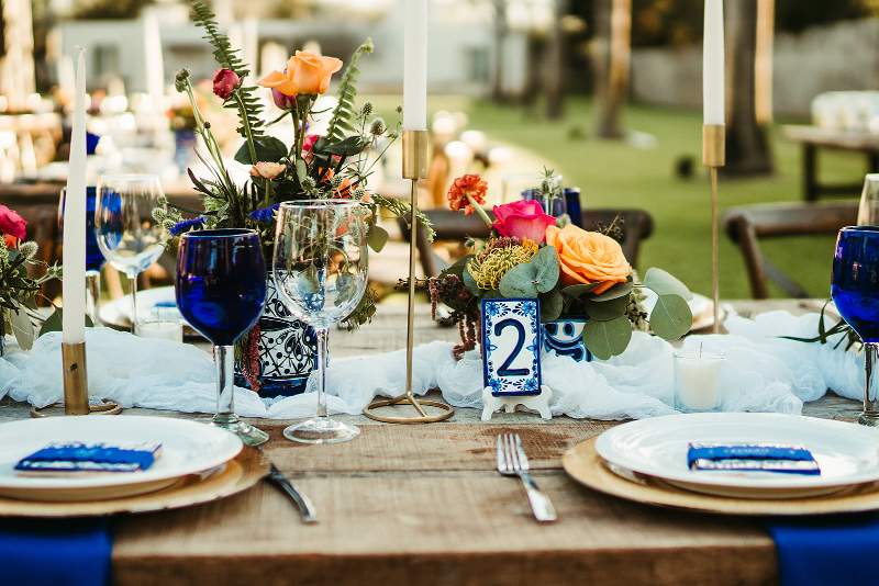 Decoraciones con detalles mexicanos para boda civil